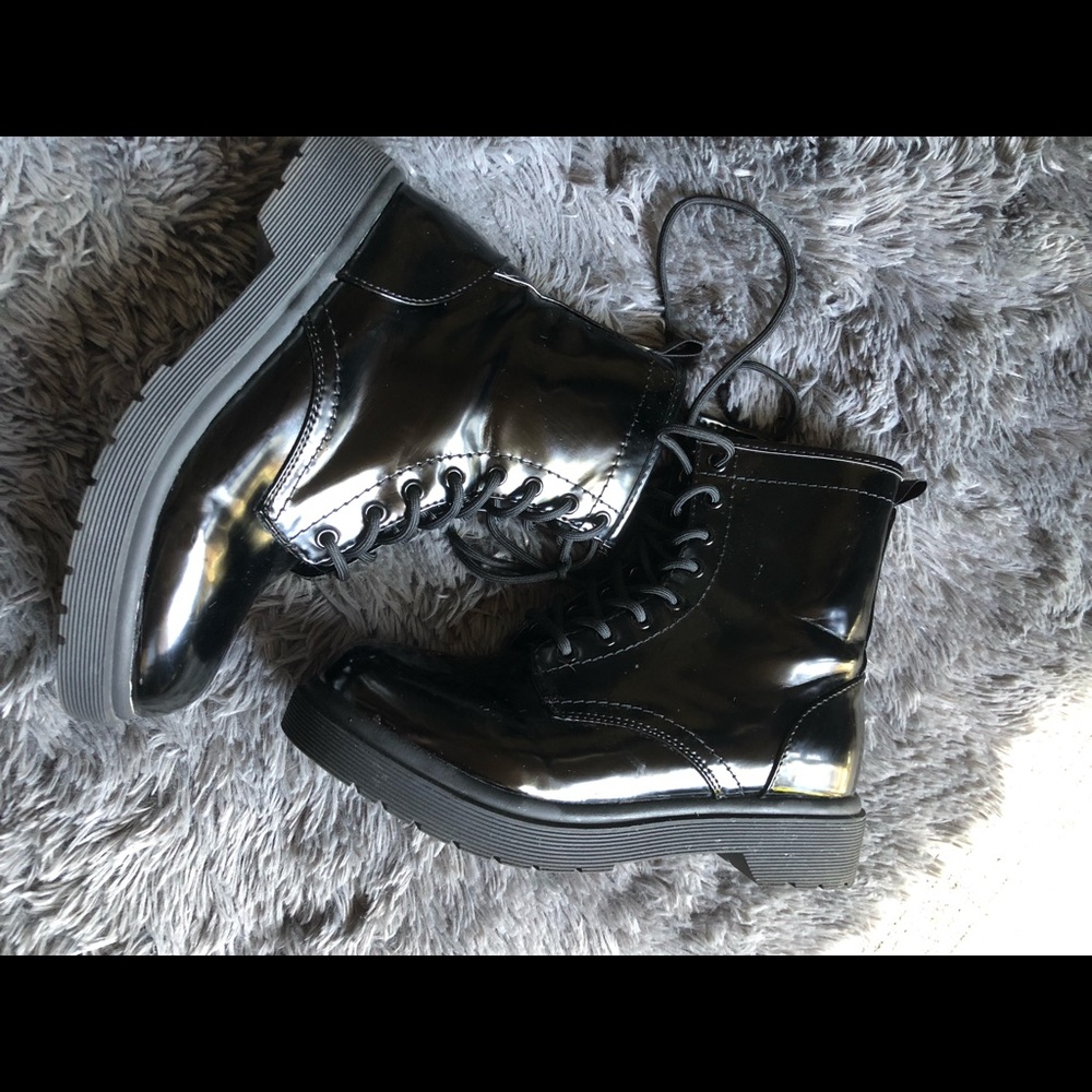 Mossimo Co Combat Boots